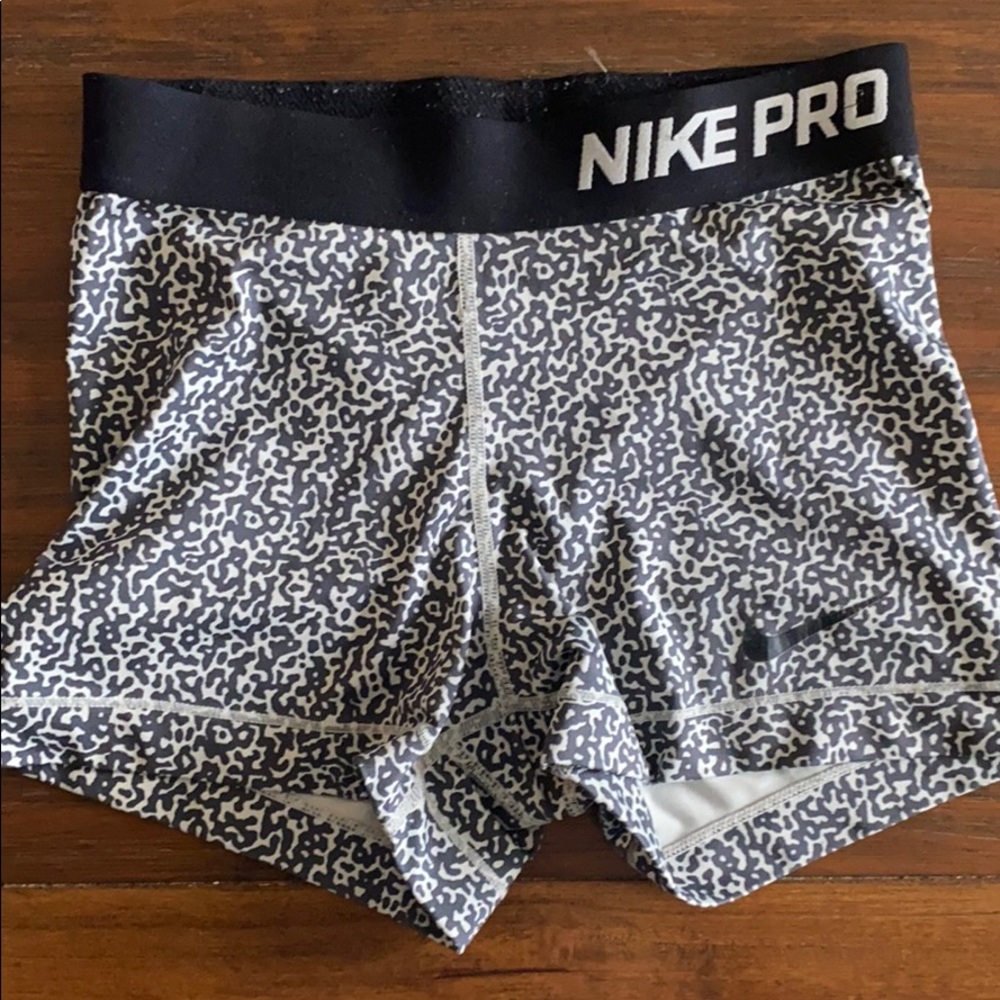 Nike Pro XS